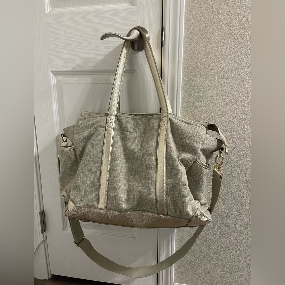 Pottery Barn Kids Beige & Gold duffel bag/diaper bag — New without tags!